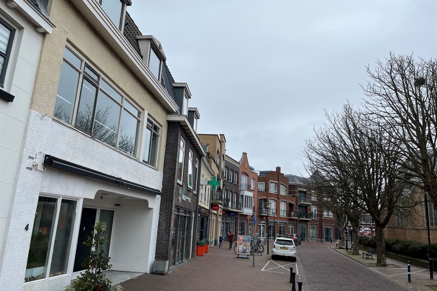 Bekijk foto 3 van Kerkplein 4