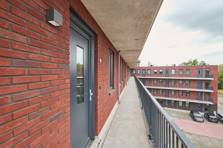 Foto 17 van Bernhardlaan 63