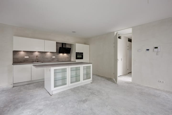 Foto 25 van Bernhardlaan 63