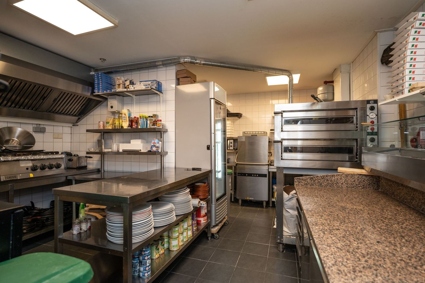 Photo 55 of Binnenburg 4