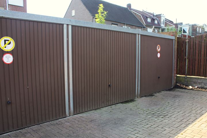 Bekijk foto 41 van Slakkenstraat 34