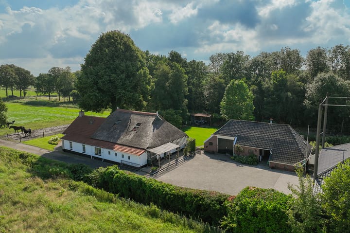 Foto 2 van Hoofdweg 6