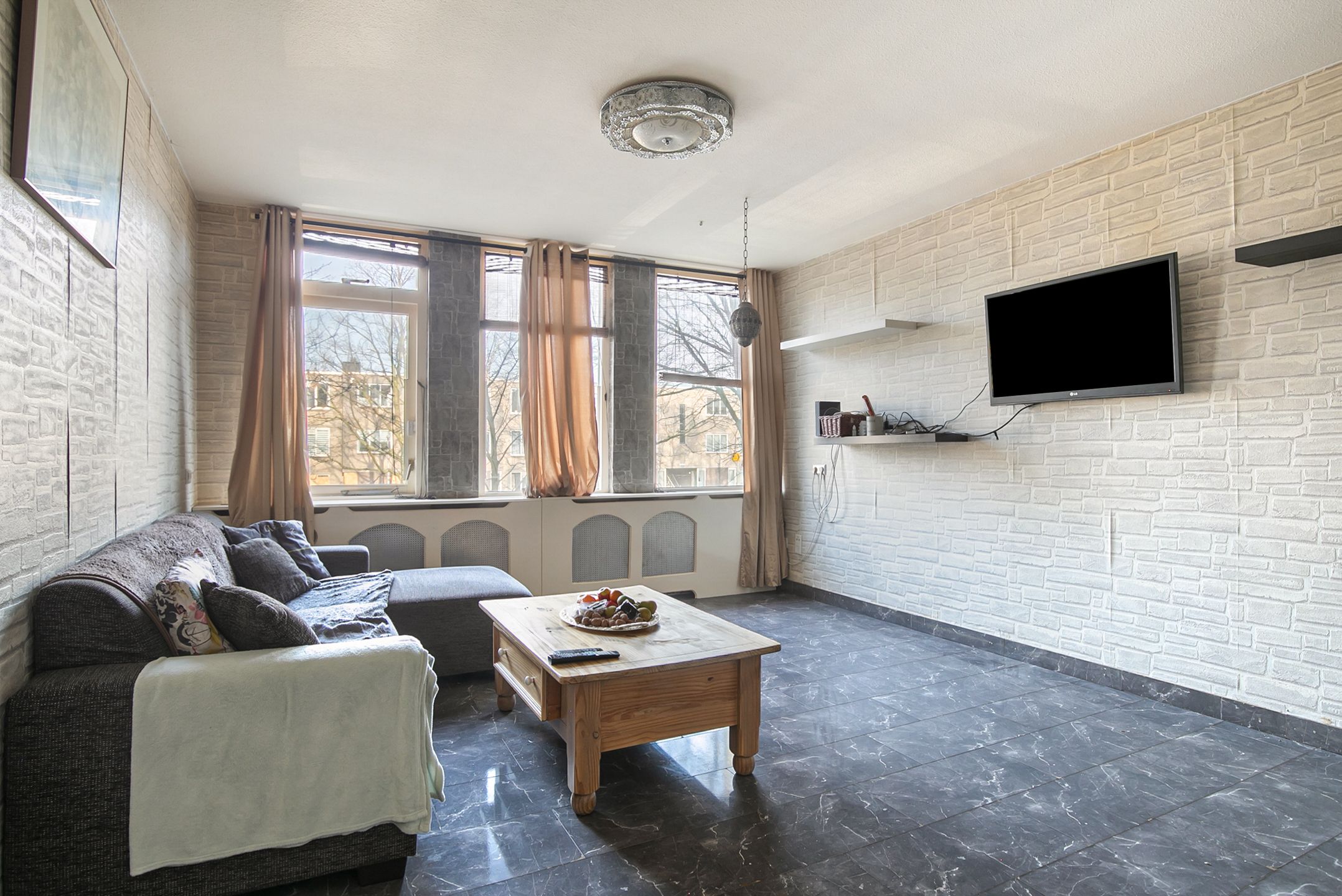 Foto 9 van John Rädeckerkade 57