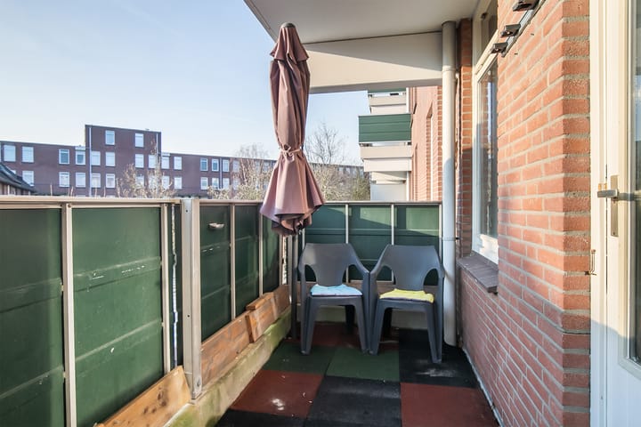 Foto 14 van John Rädeckerkade 57