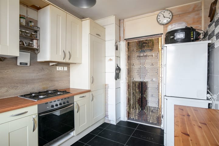 Foto 16 van John Rädeckerkade 57