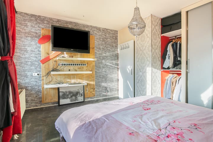 Foto 20 van John Rädeckerkade 57