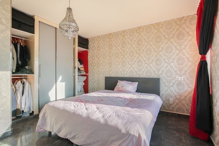 Foto 21 van John Rädeckerkade 57