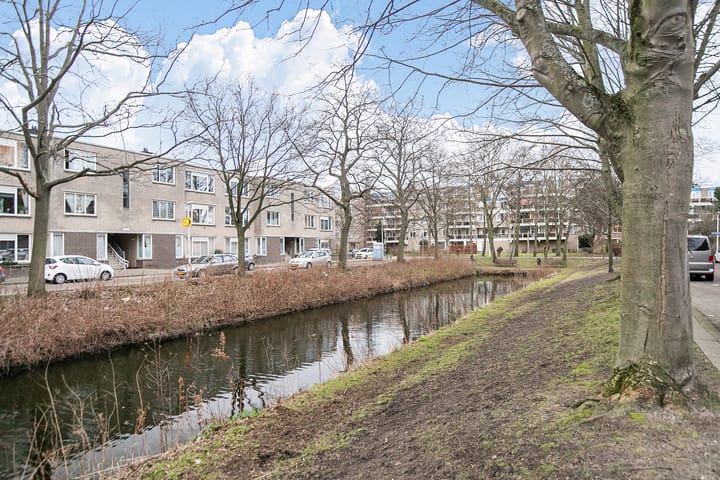 Foto 27 van John Rädeckerkade 57