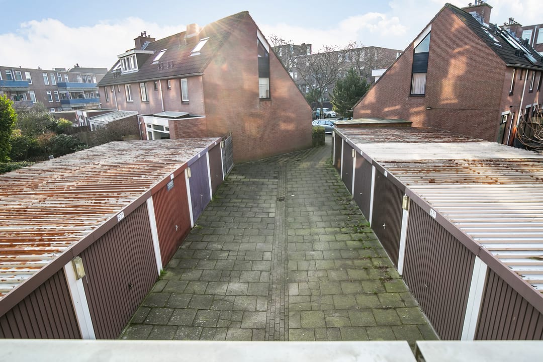Foto 28 van John Rädeckerkade 57