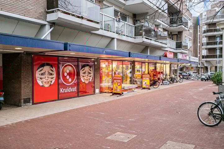 Foto 29 van John Rädeckerkade 57