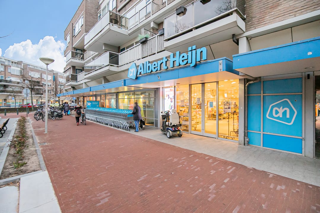 Foto 31 van John Rädeckerkade 57