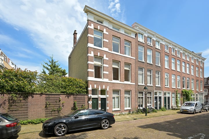 View photo of Batjanstraat 17