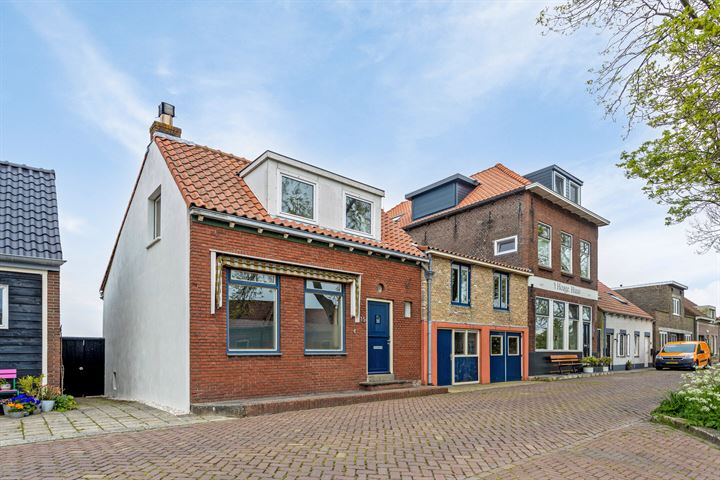 View photo 2 of Boven Oostdijk 15