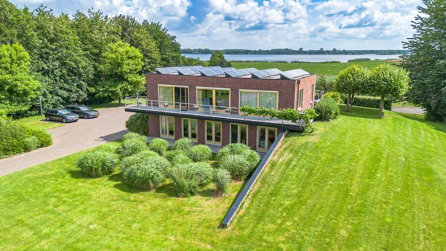 Photo 4 of Groeveweg 17