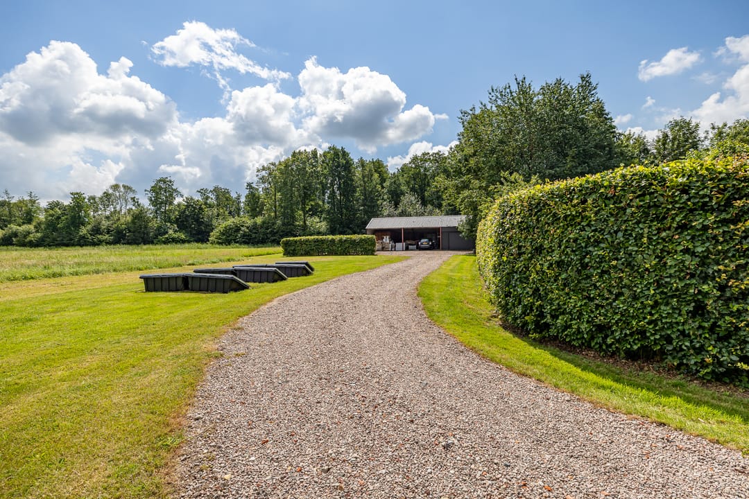 Photo 38 of Groeveweg 17