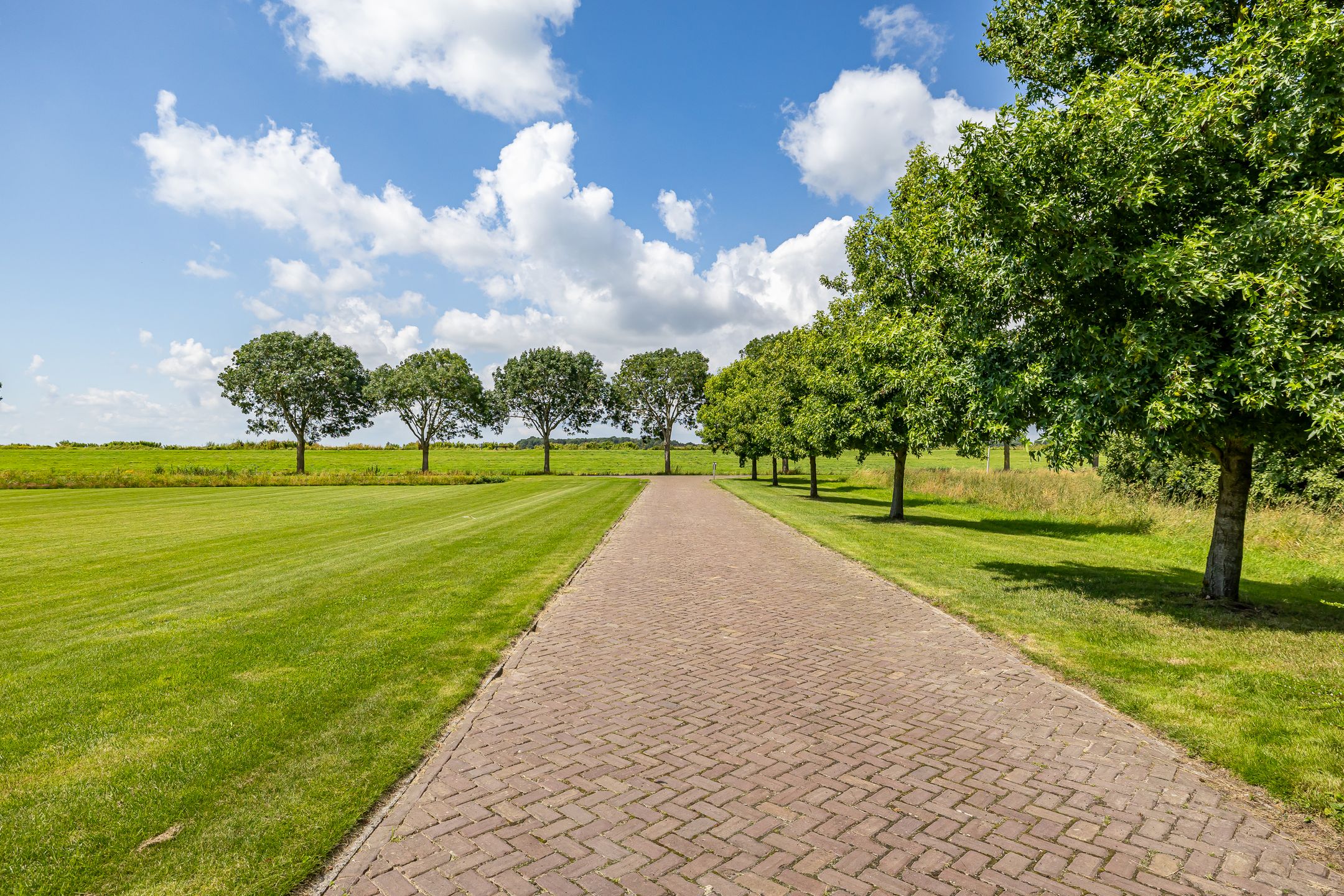 Photo 39 of Groeveweg 17