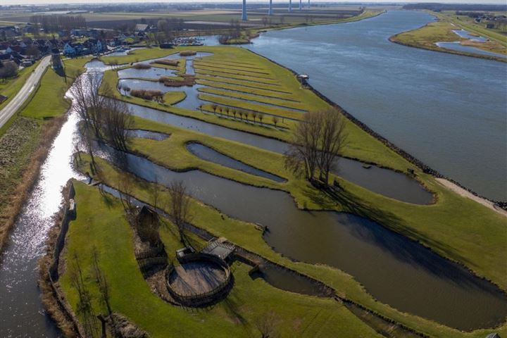 Bekijk foto 2 van Scheepswerf 104