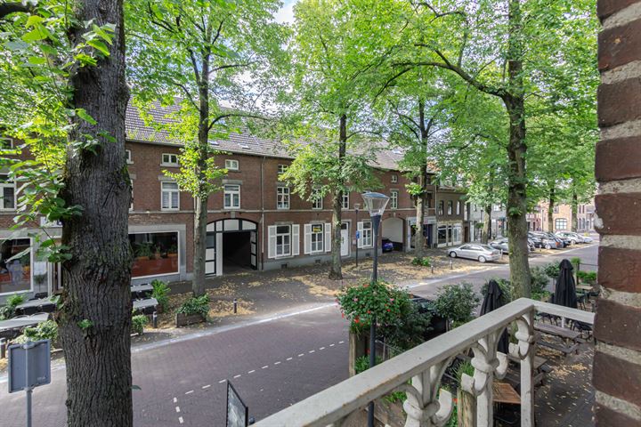 Bekijk foto 33 van Burgemeester Janssenstraat 5-A