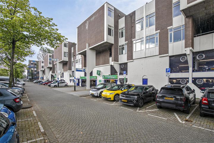 View photo 7 of Sint-Jacobstraat 145