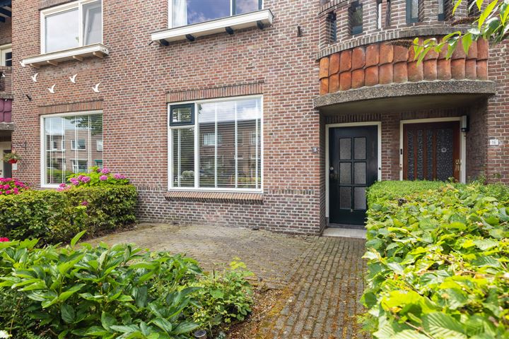 Bekijk foto 2 van Willem Lodewijkstraat 18