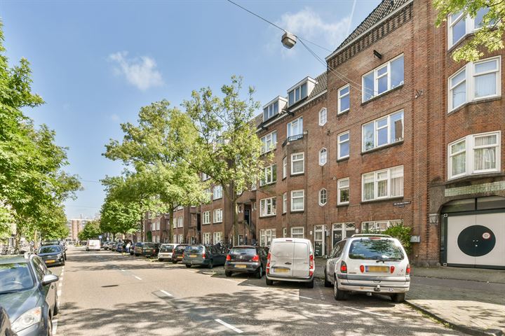 Bekijk foto 2 van Van Hilligaertstraat 20-A