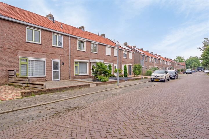 Bekijk foto 29 van Luitstraat 8