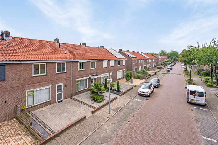 Bekijk foto 30 van Luitstraat 8