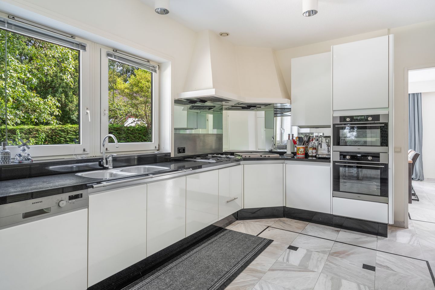 Foto 14 van Raadhuislaan 5-B