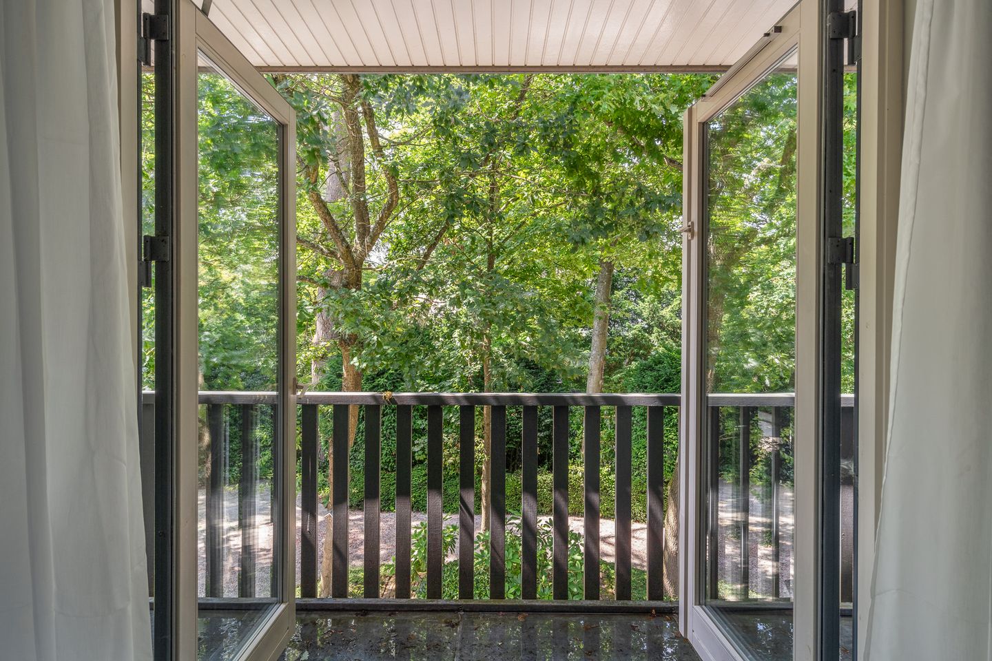 Foto 44 van Raadhuislaan 5-B