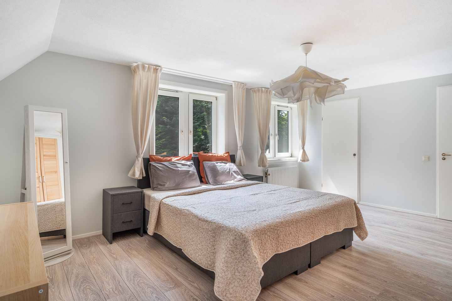 Foto 55 van Raadhuislaan 5-B