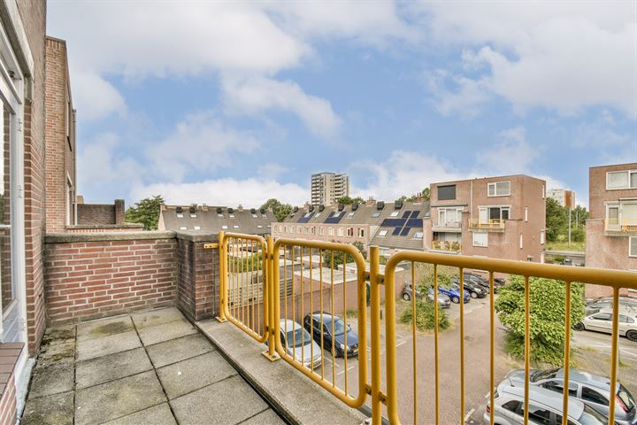 View photo 4 of Sandinostraat 54