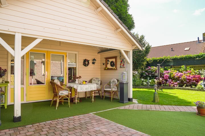 Foto 38 van Kerkstraat 2