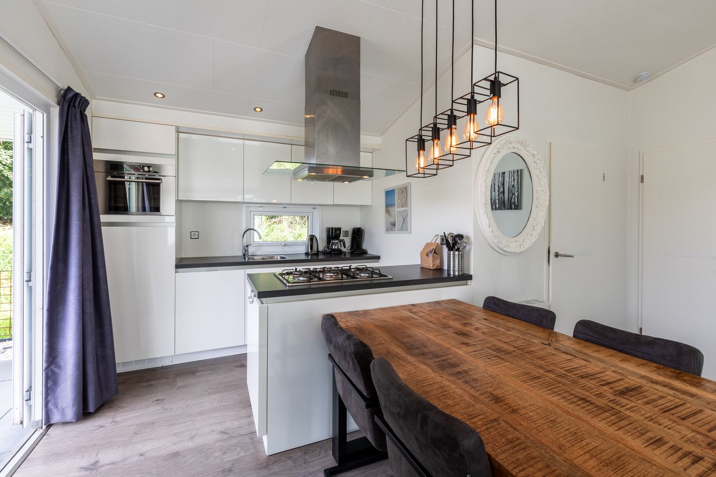 Photo 10 of Kapelleboslaan 327