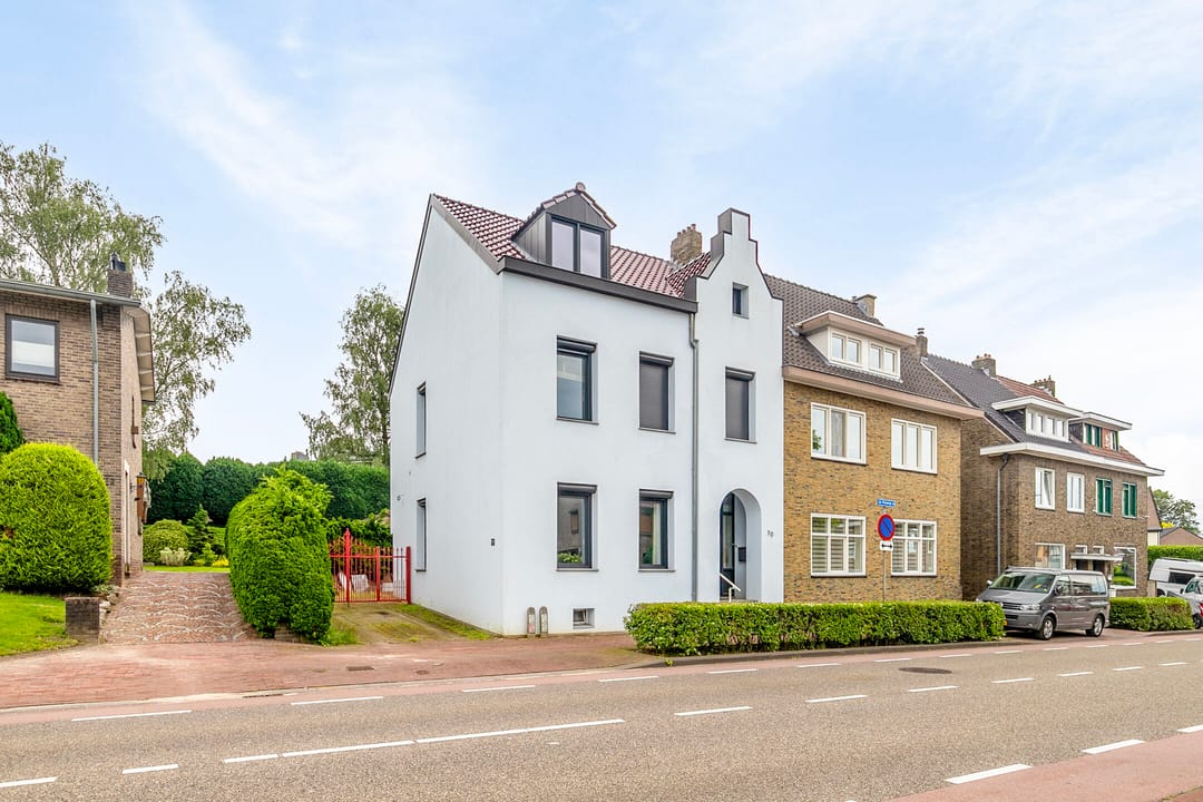 Photo 2 of Pasweg 70