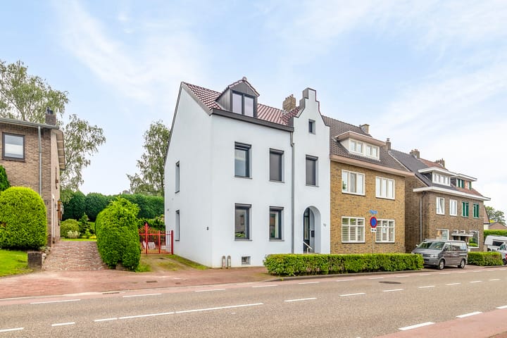 Foto 2 van Pasweg 70