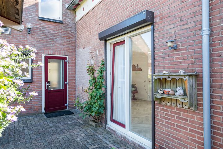 Bekijk foto 41 van Suitbertusstraat 8