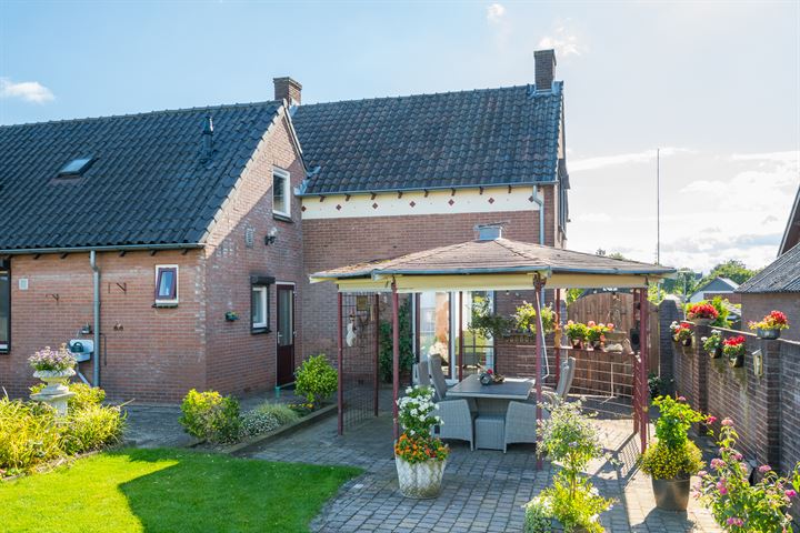 Bekijk foto 44 van Suitbertusstraat 8