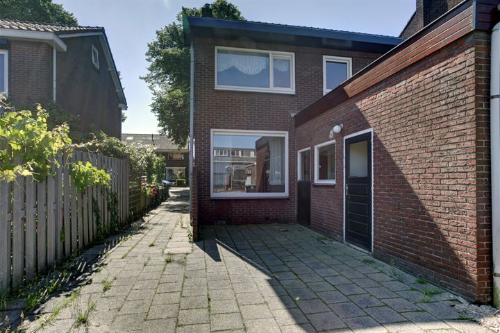 Bekijk foto 31 van Oranjestraat 40