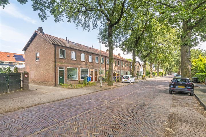 View photo 31 of Soesterweg 355