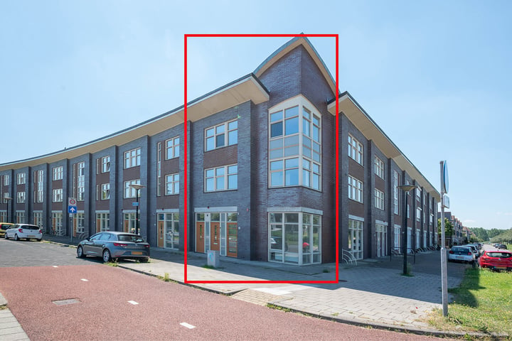 View photo 2 of Laan van Broekpolder 2