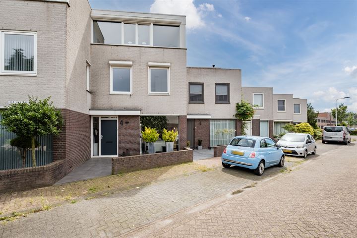 Bekijk foto 2 van Leekstraat 4