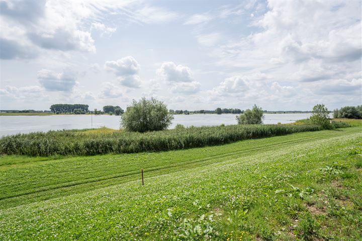 View photo 35 of Waaldijk 126-A