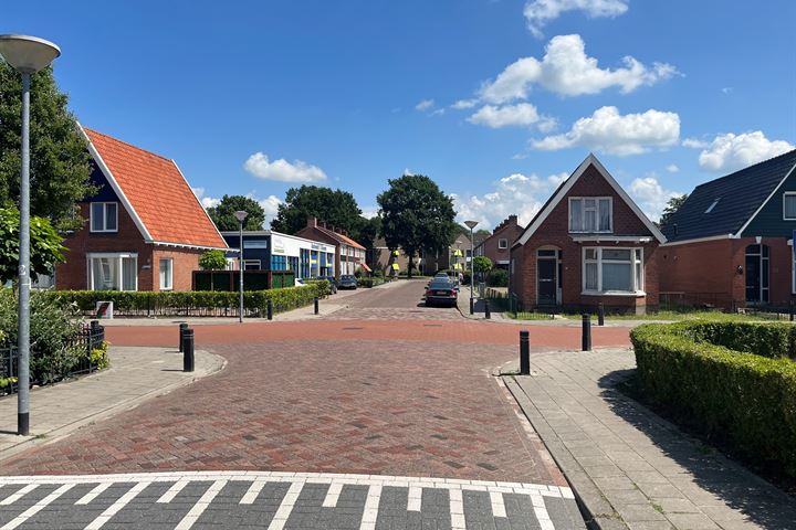 Bekijk foto 2 van Ludensweg 35