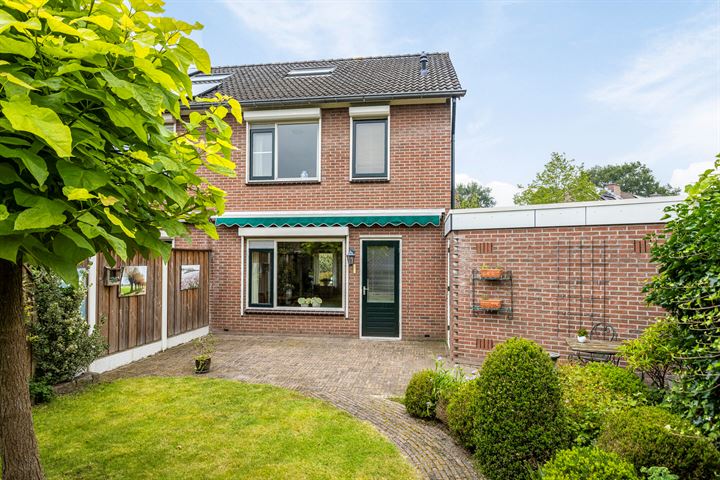 Bekijk foto 40 van Cruys Voorberghstraat 24