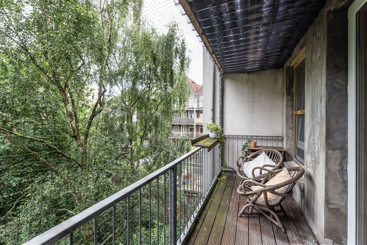 View photo 12 of Bilderdijkstraat 182-2A