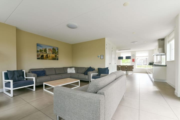 Photo 8 of Zeedijk 2-627