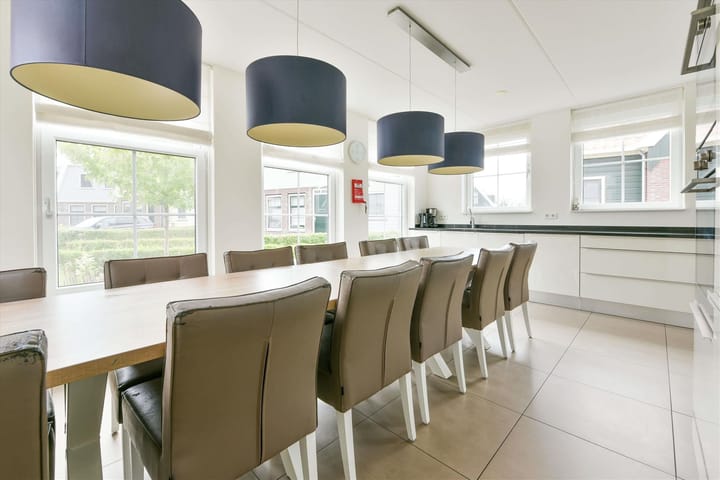 Photo 10 of Zeedijk 2-627