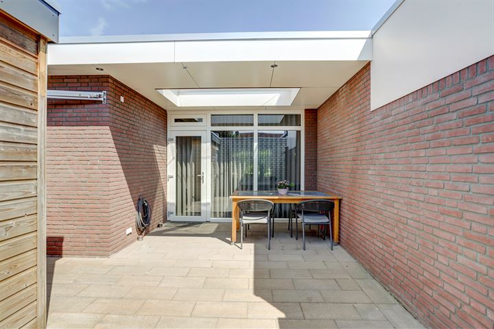 Bekijk foto 17 van Prins Bernhardstraat 86