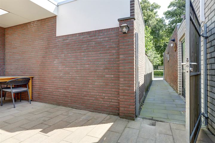 Bekijk foto 20 van Prins Bernhardstraat 86