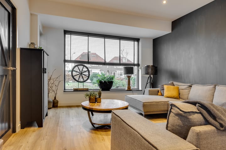 Foto 5 van Middellaan 42